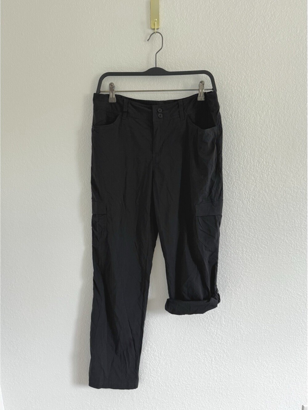 Patagonia Women's Size 10 Pants Roll Up Hiking Cargo Nylon Stretch Black Outdoor